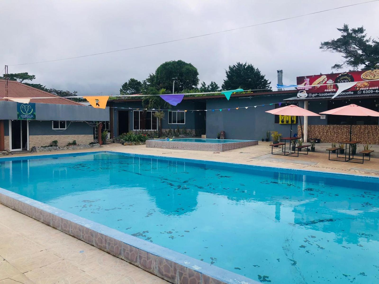 Isabella Hostel And Pool Alto Boquete Esterno foto